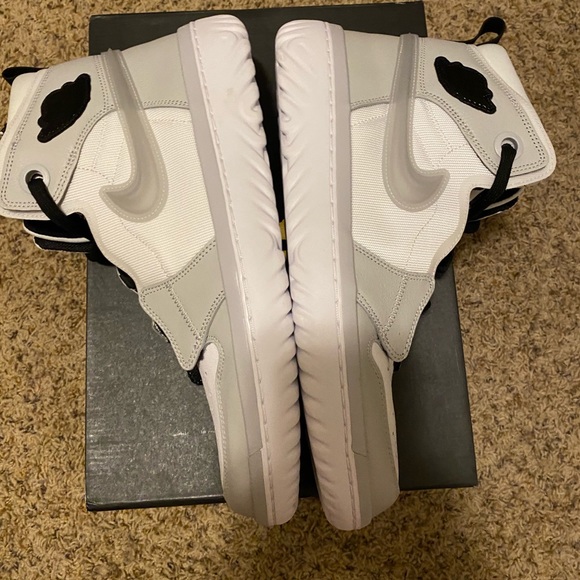 Nike Air Jordan 1 React High 'Grey Fog' AR5321-100 - Picture 7 of 7